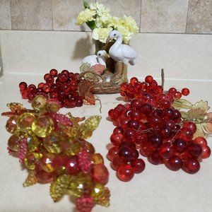 Vintage MCM Set of 4 Lucite Acrylic Grape Berrie Fruit Clusters